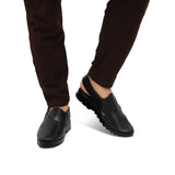 Black Cross-Strap Leather Sandal DZ05