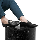 Black V Buckle Folding Shoe PA65