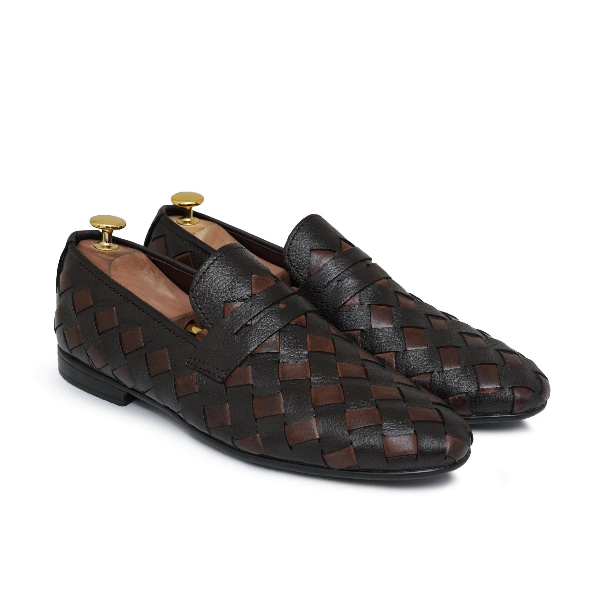 Elegant Woven Cut Shoe PA46