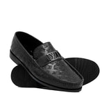 Classic Embossed Black Shoe FZ44