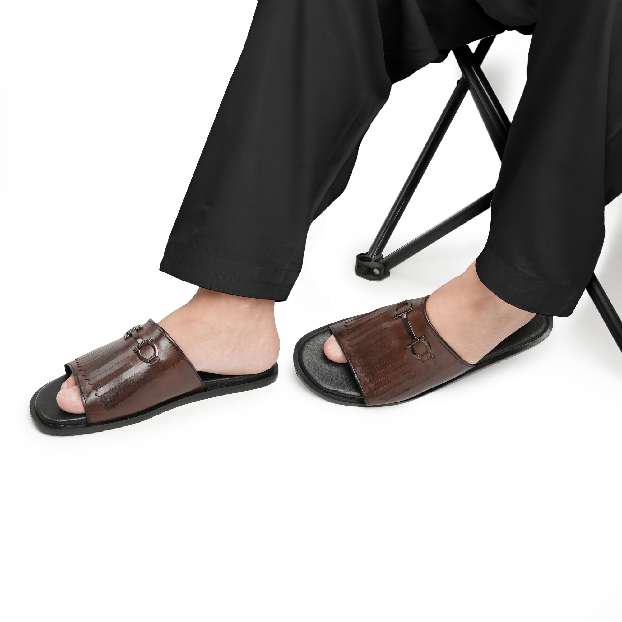 Brown Frill Leather Slipper SR02