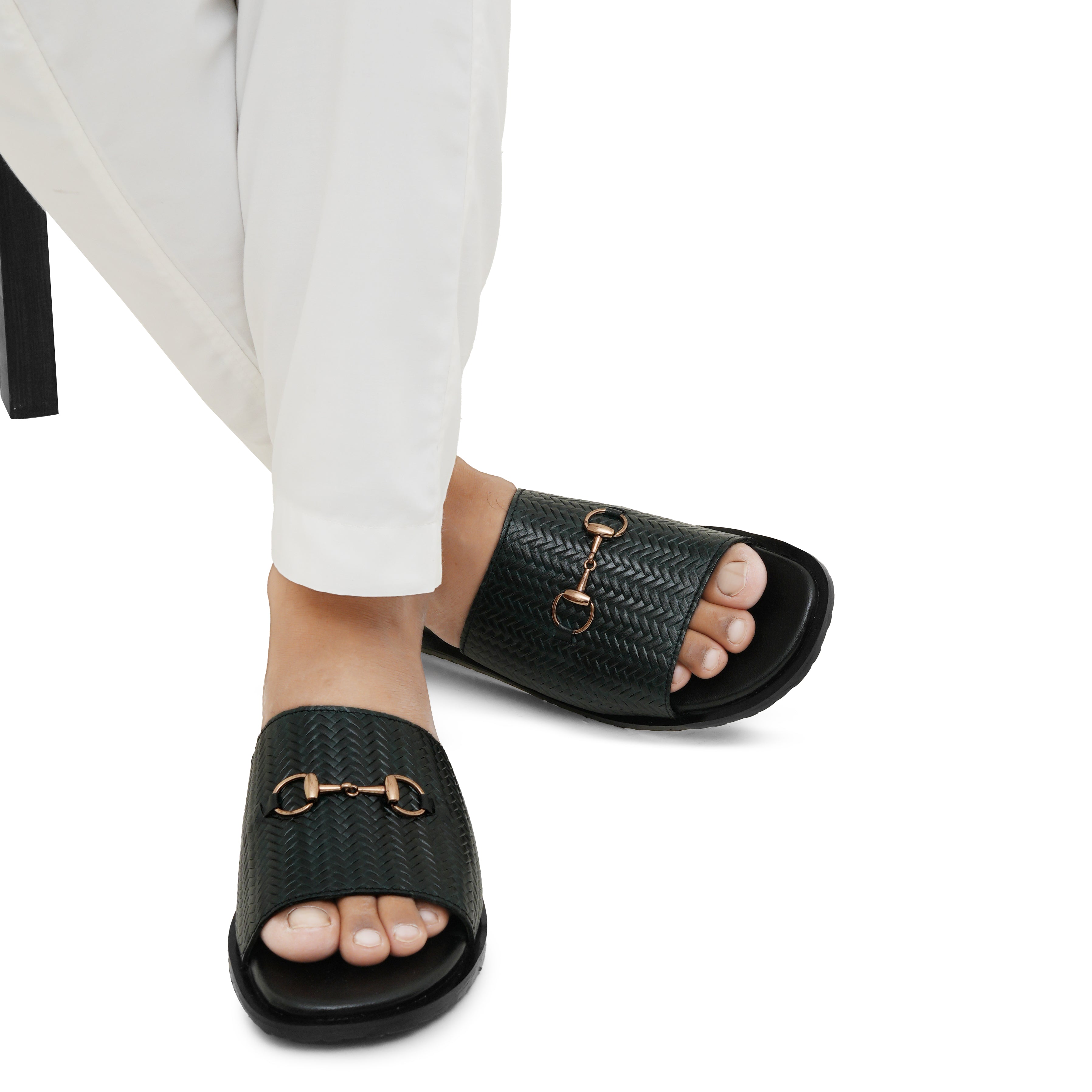 Textured Slip-On Slipper SA51