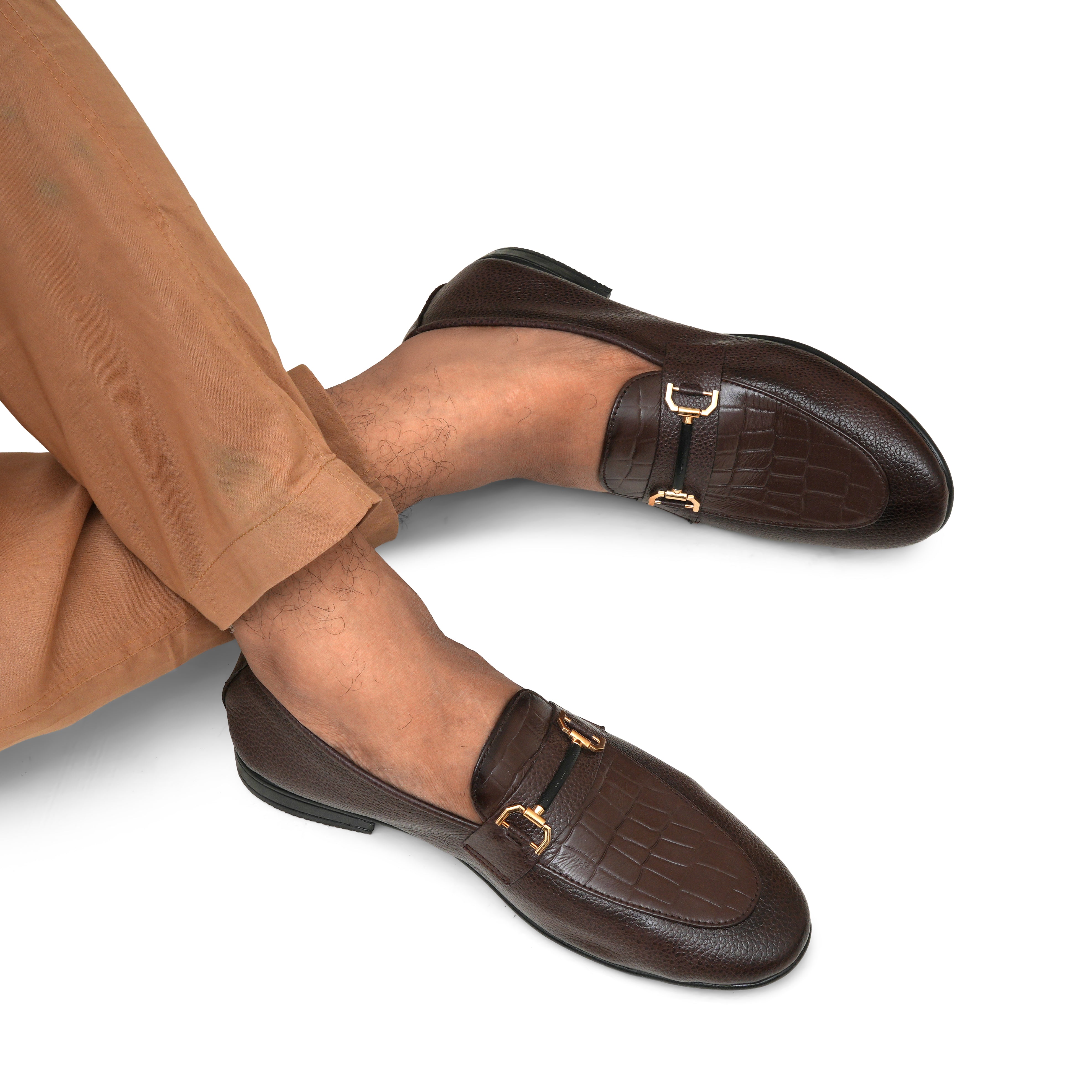 Brown Croc Embossed Folding Shoe PA41